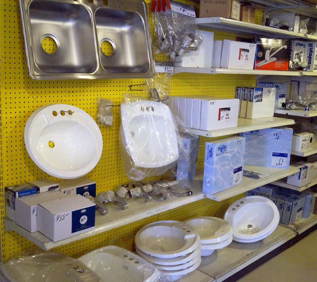 A variety of sinks and other parts.